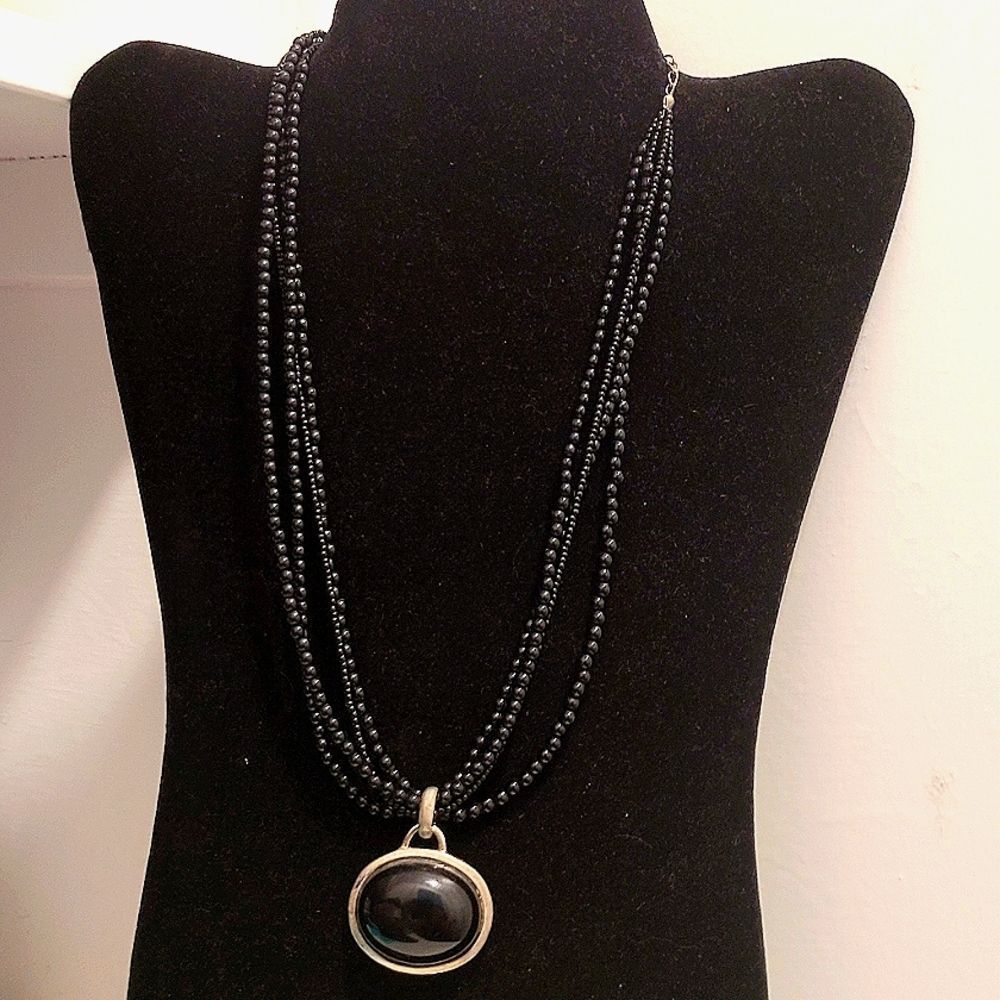 VTG Vicky Jousan 4 Strand Black Beaded Neclace & Pendant